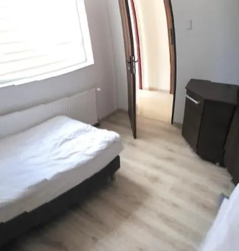 דירה Fabryka Snow Nc ניפולומיצה